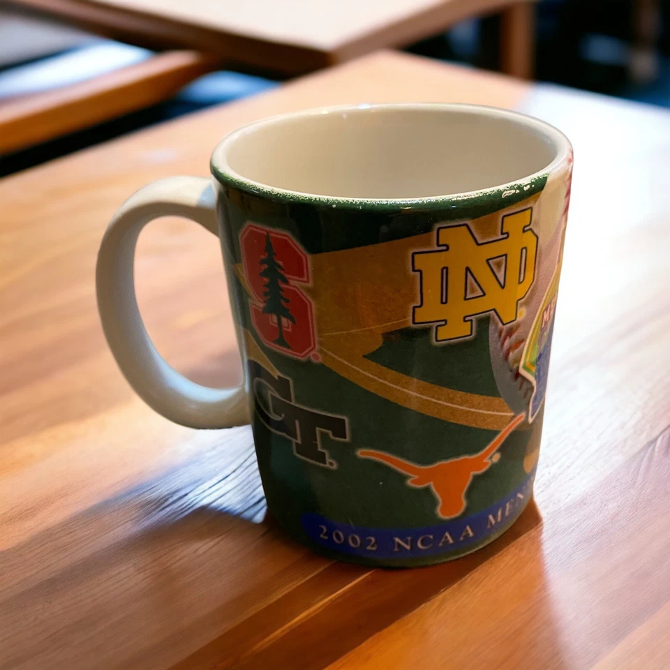 Taza Linyi Serie Mundial Universitaria para Hombres 2002 con logotipos de equipo, aproximadamente 4 pulgadas Foto 3 de 4