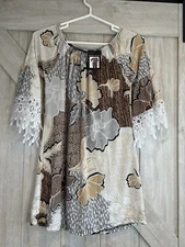 WIN WIN Half Sleeve Lace Tunic Size S-M Earth Tones Floral NWT