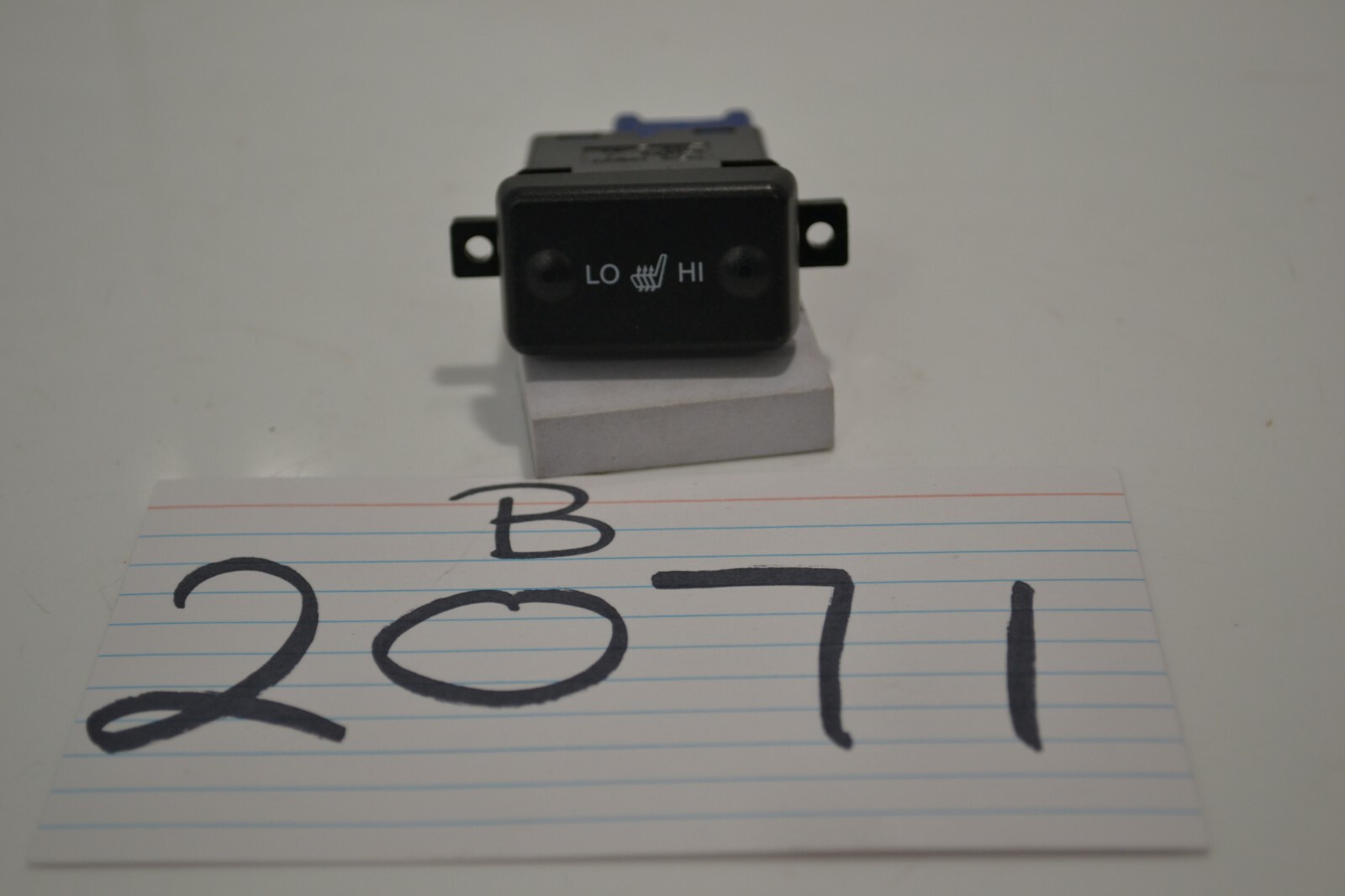 03 04 05 Honda Accord Left Side Seat Heater Button Switch Control Power #2071-B
