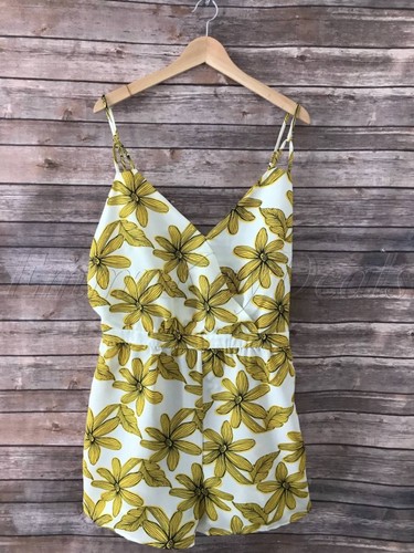 NEW Women's Plus Size Renn Sleeveless Floral Print Romper White Yellow size 2X - Picture 3 of 10