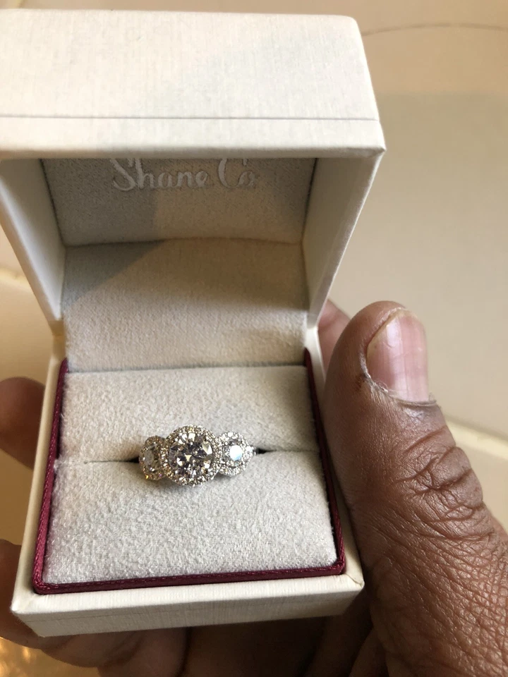 1 ct round Natural Diamond three stone halo engagement ring - Image 2 of 4