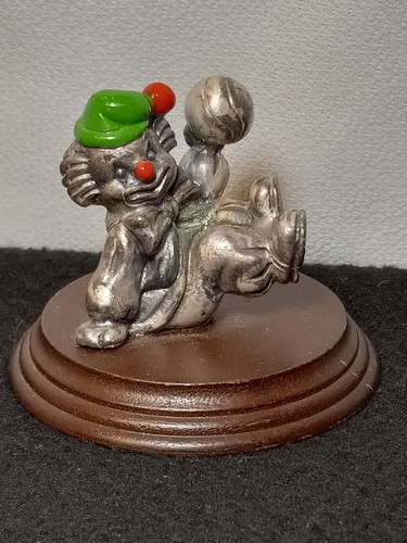 FIGURA DE PELTRE DE PAYASO DE CIRCO George Good Base de madera pintada Tiawan 1980 - Imagen 5 de 12