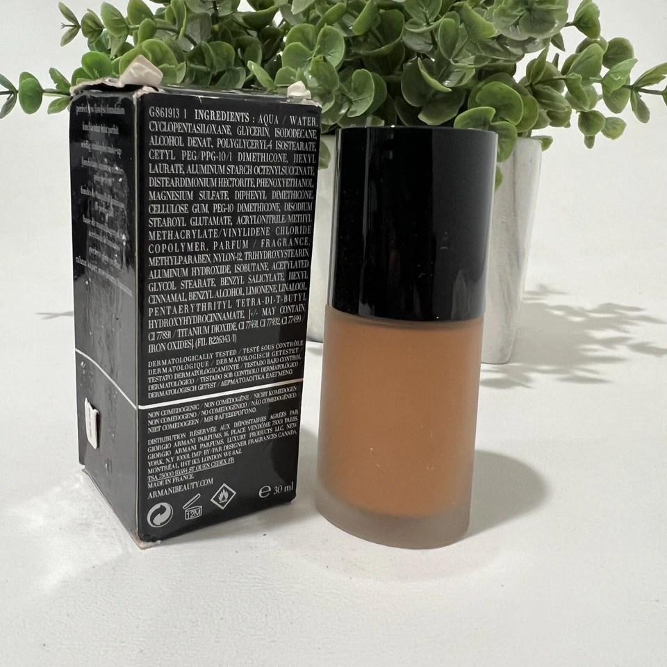 Giorgio Armani Luminous Silk Perfect Glow Flawless Foundation -8.5- 30ml/1fl.oz - Image 4 of 4