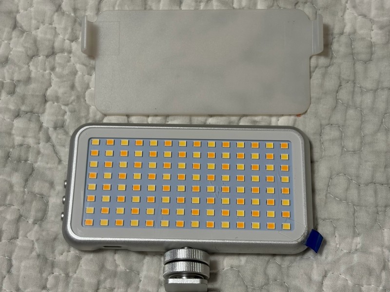 NEW Digipower DP-VL112 GoViral Streamer Compact 112 Bi-Color LED Video Light