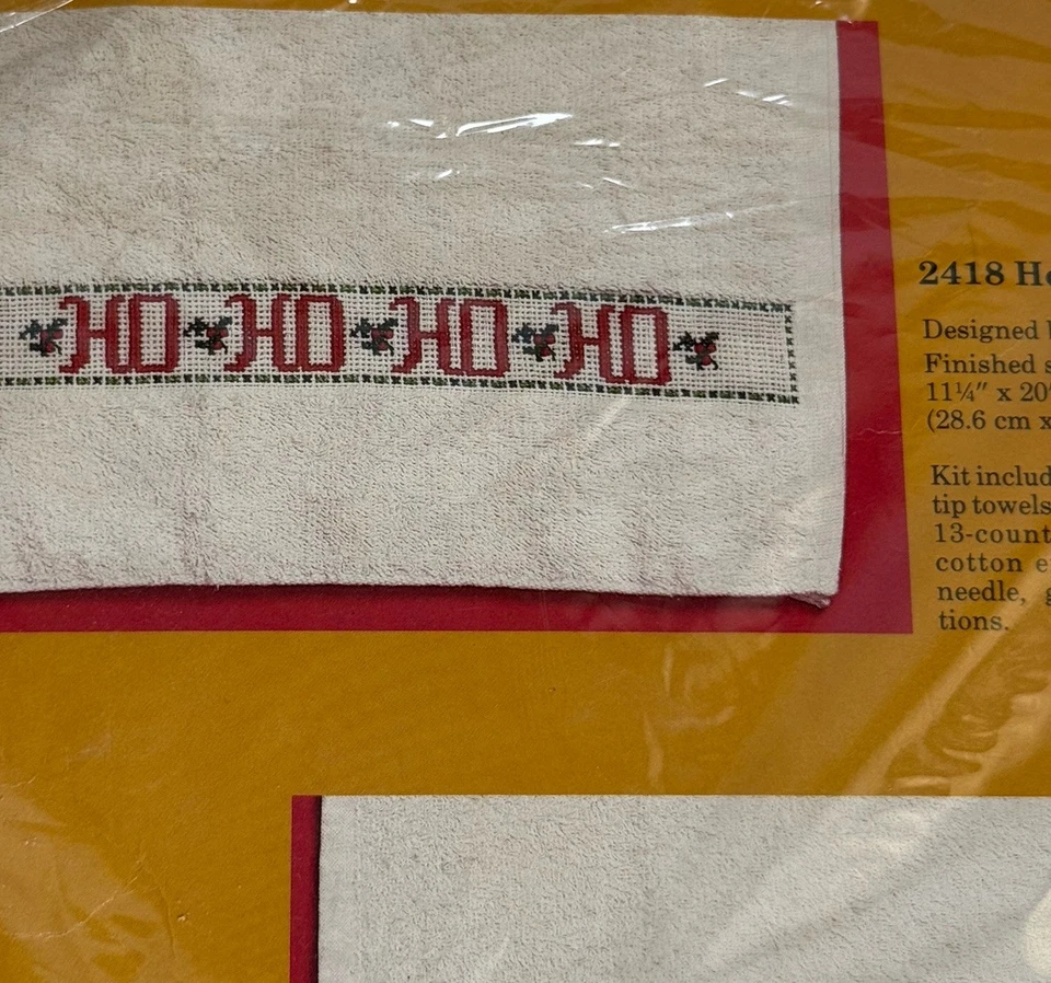 Lot 3 VTG Creative Circle Christmas Cross Stitch Kits 2418 2419 Hand Towels 2422 - Image 3 of 4