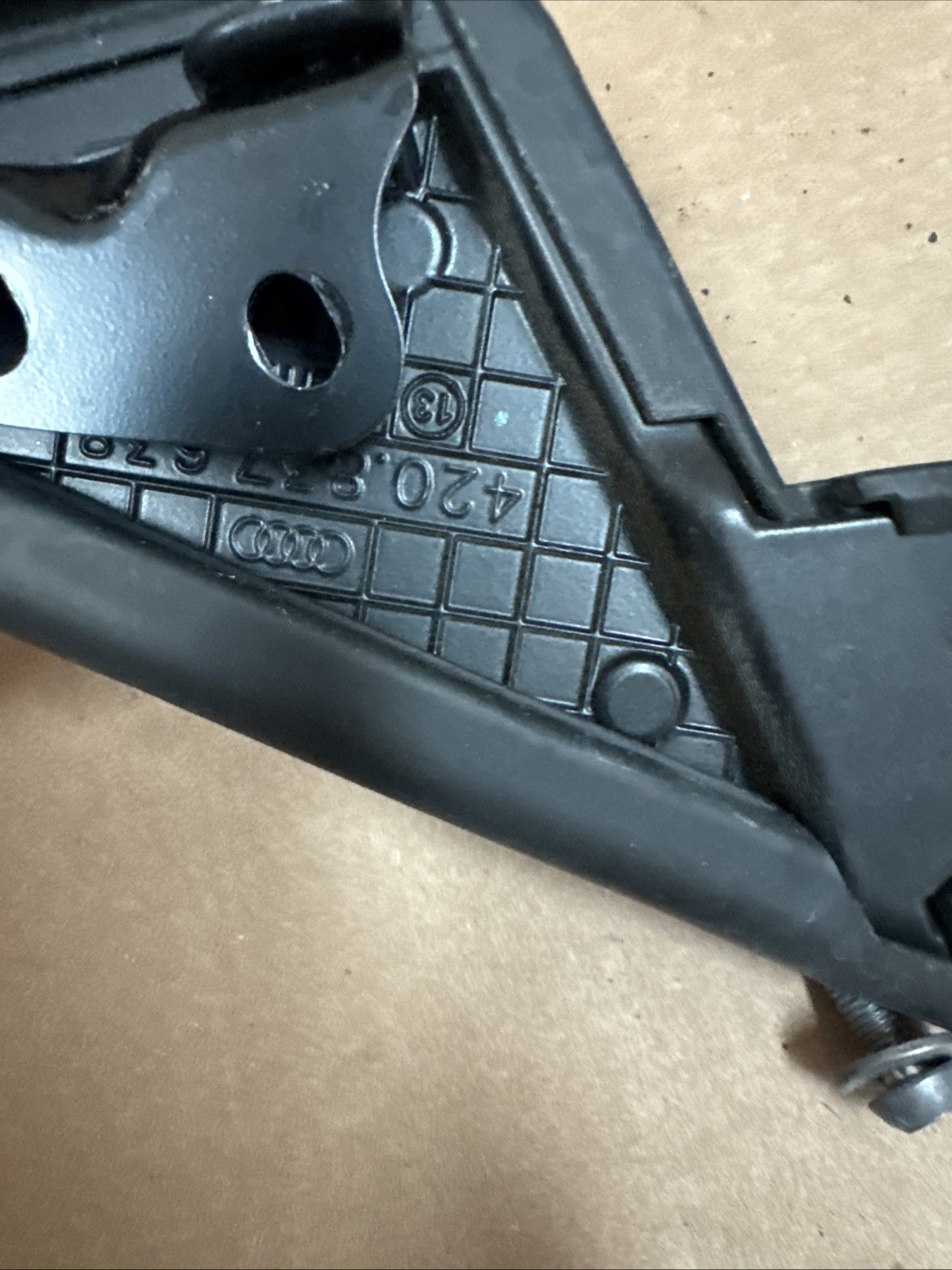 2008 2009 2012 2014 2015 AUDI R8 Front Right Cover DOOR Fender Corner TRIM 0007