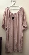 Image of Avenue Ladies Blouse Top Size 30-32. Pretty!