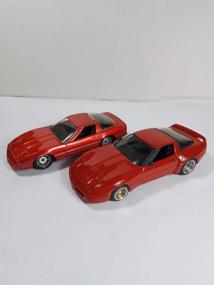 Solido elaborato Chevrolet Corvette imsa version 1984+ base originale in regalo  - Immagine 3 di 3