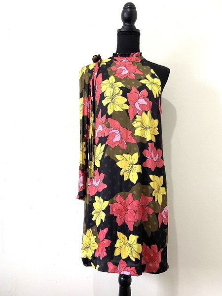Wayne Cooper Size 10 Mini Shift Dress Floral Pattern Party Cocktail