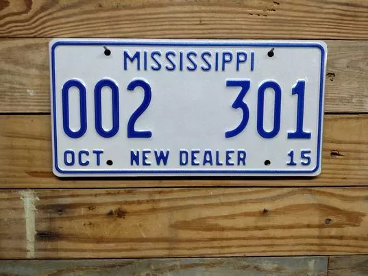 Expired 2025 dealer tags