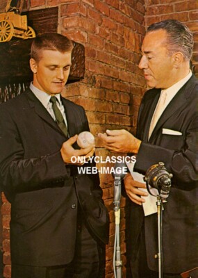 1961 YANKEES ROGER MARIS -HIS 61ST HOME RUN BALL MLB HALL OF FAME BASEBALL PHOTO