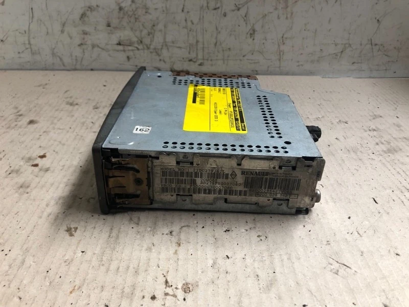 RADIO Renault Clio II (BB/CB) Hatchback 1.4 16V Si (K4J-713) 2000 22DC279 - Bild 2 von 4