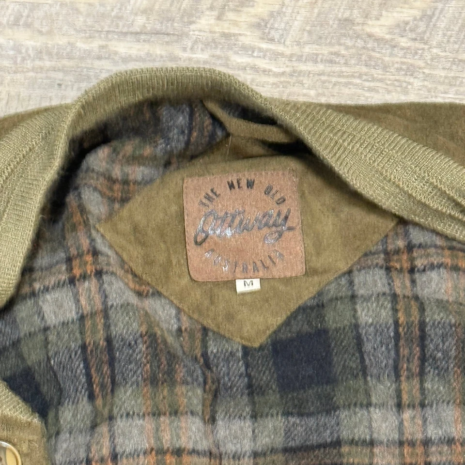 Jaqueta bombardeiro Billy cáqui e camurça verde com... - Imagem 2 de 3