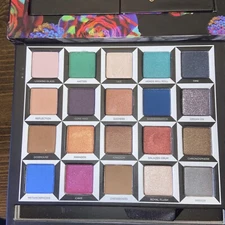 Urban Decay Cosmetics Alice Through The Looking Glass 20 Eyeshadow Palette