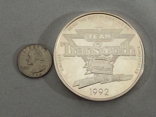 BARRA MONETE DA CORSA ARGENTO DA 5 OZ ARGENTO ROTONDO 1992 TRANSOUTH .999 ARGENTO FINE NASCAR - Foto 3 di 4