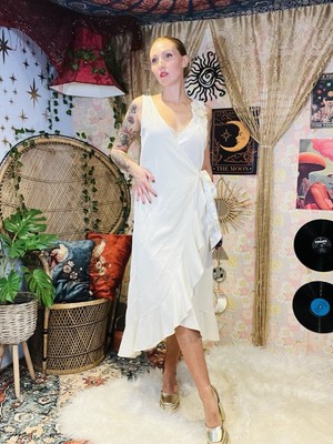 Vintage Y2k Whimsigoth Kleid von Together Rüschen Wickelkleid Größe 8