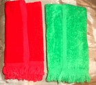 Vintage Christmas Embroidered Finger Towels Set of 2 Santas — photo 3