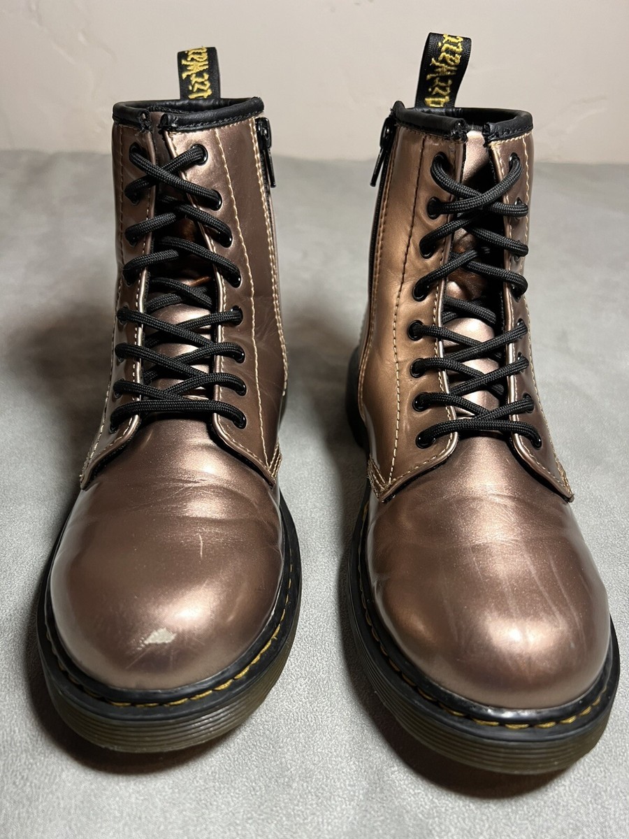 Dr Martens Vegan 1460 J Metallic Chrome Rose Gold Patent