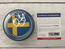 Daniel Sedin Signed Autographed Sweden Hockey Puck PSA DNA COA Go Canucks a