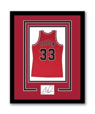 Chicago Bulls Scottie Pippen Autographed Signed 11x14 Framed Photo ACOA