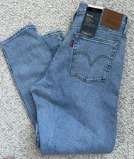 Levi's Wedgie Jeans Womens 30 Blue High Rise Tapered Leg Stretch PC9 22861-0072