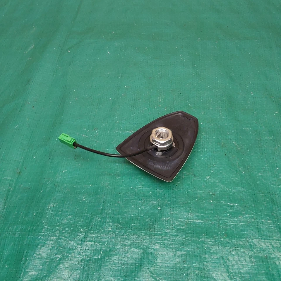 Nissan Altima 2013-2018 sedán techo radio antena blanca OEM 259753TA0A Foto 4 de 4