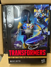 Hasbro Transformers Age Of The Primes 7 Inch Figure Voyager Class - Sky Byte New