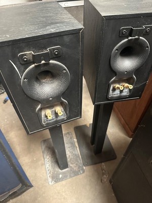 B&W - Bowers & Wilkins DM600 S3 Bookshelf Speakers | eBay