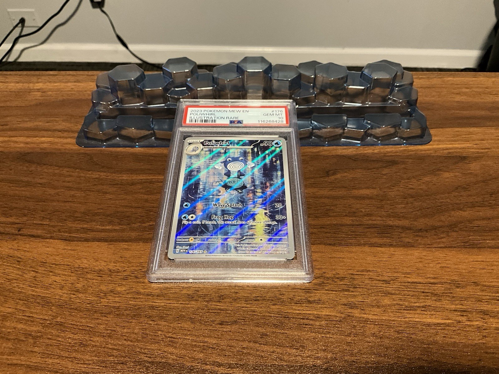 Poliwhirl 176/165 Illustration Rare Holo Pokemon Scarlet & Violet 151 PSA 10