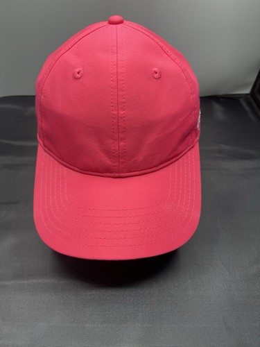 TaylorMade adjustable hat cap