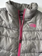 The North Face Girls Size 18 Puffer Jacket, Coat, Light Gray With Pink Logo d1