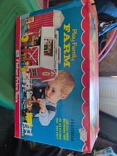 Vintage FisherPrice Little People Play Family Farm 915 Barn Silo Tractor Animals