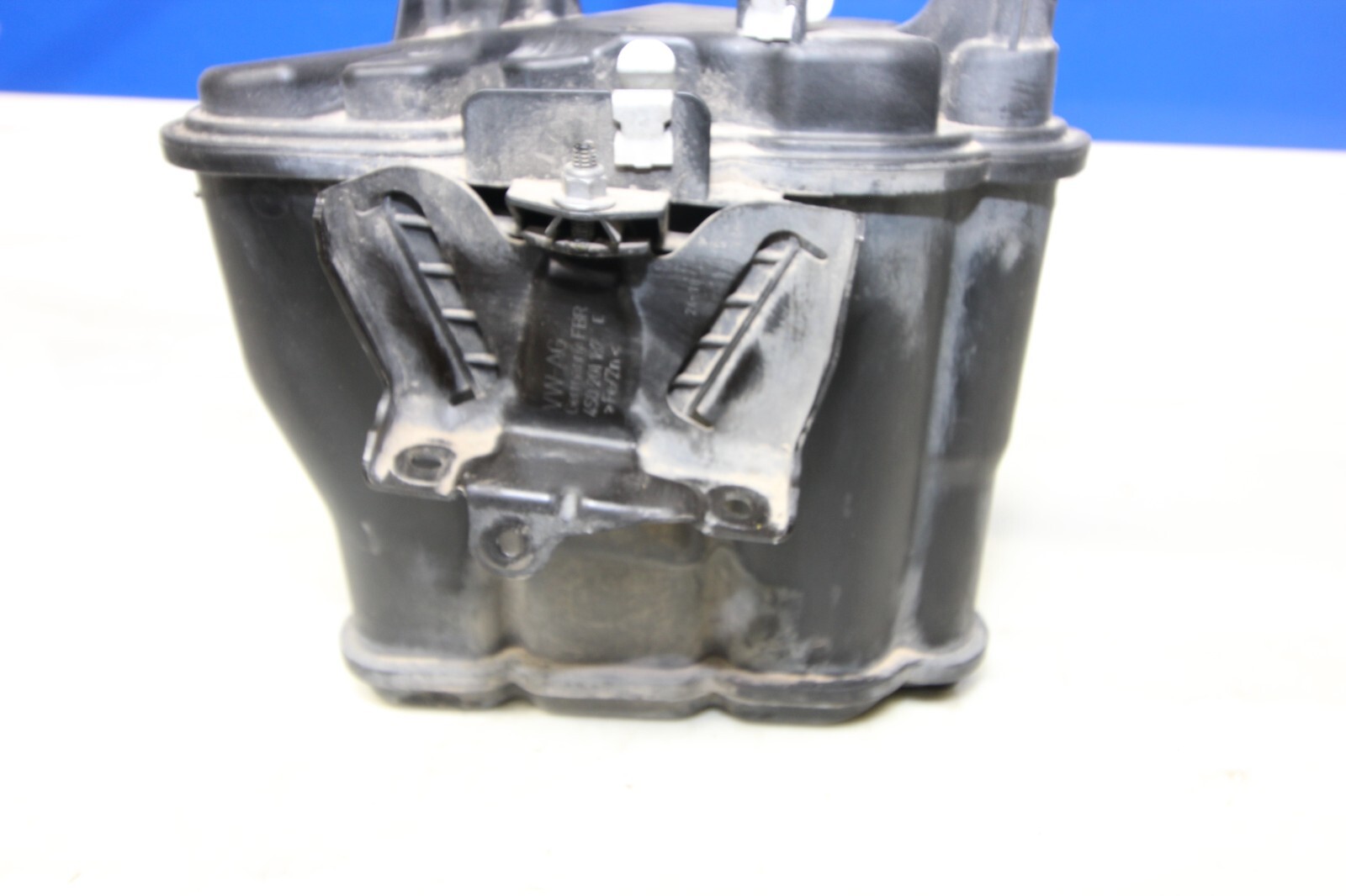 17-21 AUDI R8 V10 PLUS RWS OEM FUEL CHARCOAL VAPOR CANISTER ASSEMBLY 4S0201797