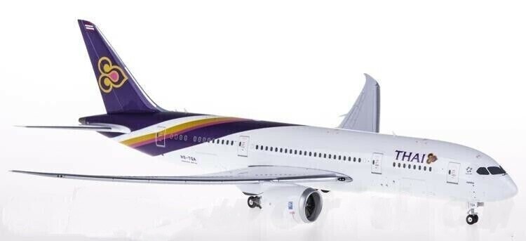 1:200 28CM Phoenix THAI BOEING 787-8 Passenger Airplane