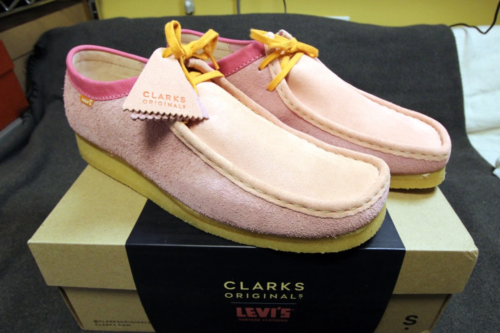 Clarks x Levi's Vintage Wallabee Concepts Rose   US/12 UK/11   Neuf dans sa boîte