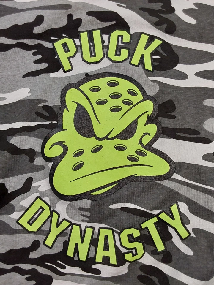 Code V Mens Multicolor Short Sleeve Camouflage Puck Dynasty T-Shirt Size Small - Image 3 of 4