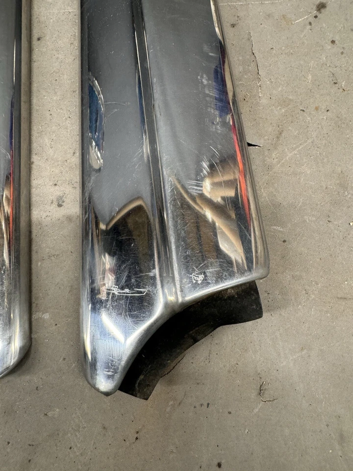 Ford Galaxie Country Squire 1961-1964 moldura pilar camioneta de cercanías Foto 2 de 4