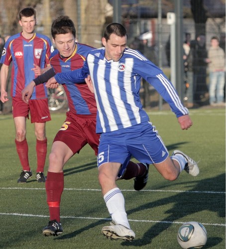 LIEPAJAS METALURGS Away 2009-2010 Virsliga Long Sleeve M/L FOOTBALL SHIRT Soccer - Picture 8 of 8