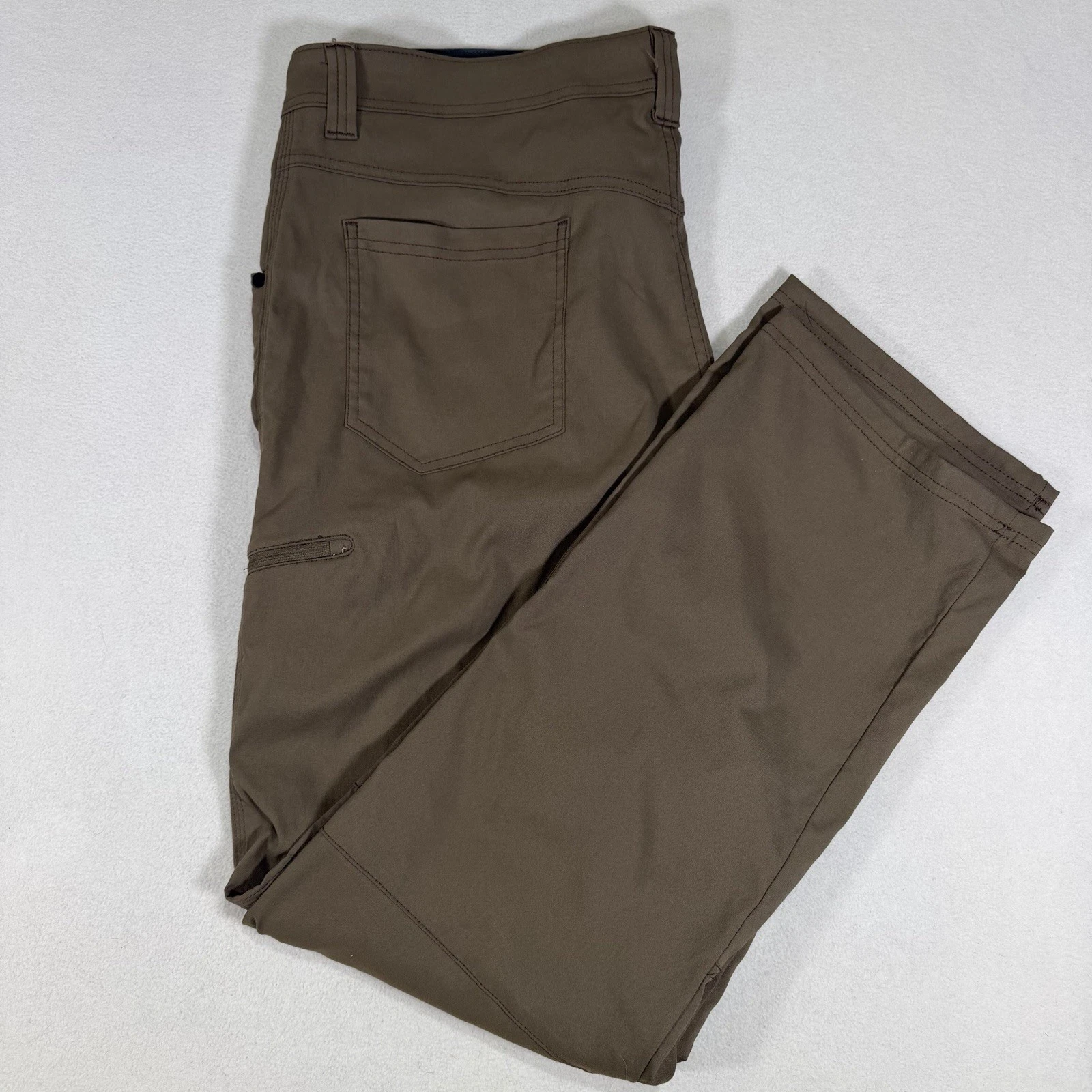 Wrangler ATG Cargo Pants Mens 40x30 Outdoor Performance Brown Hiking Flex Waist
