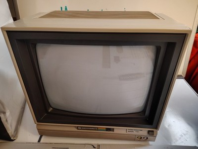 Commodore 1701 Color Video CRT Monitor Retro Computing Gaming Vtg Tested *READ*