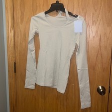 Long Sleeve Top Cutout Neckline Fitted Casual Everyday Style Size Med NEW