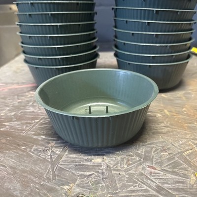 Royal Imports 6''  Plastic floral design dishes