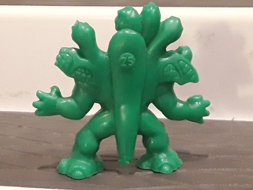 Monster in My Pocket #25 Great Beast Dark Green - Picture 12 of 13