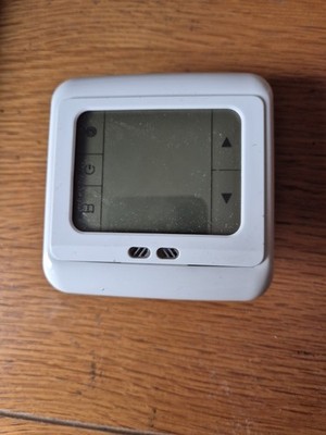 Digital LCD Touchscreen Elektro Thermostat Raum Fußbodenheizung Regler