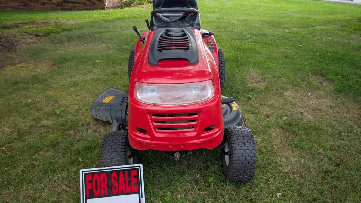 Riding Mower Troy Bilt 420cc 2014 Yard Machine Riding Lawnmower
