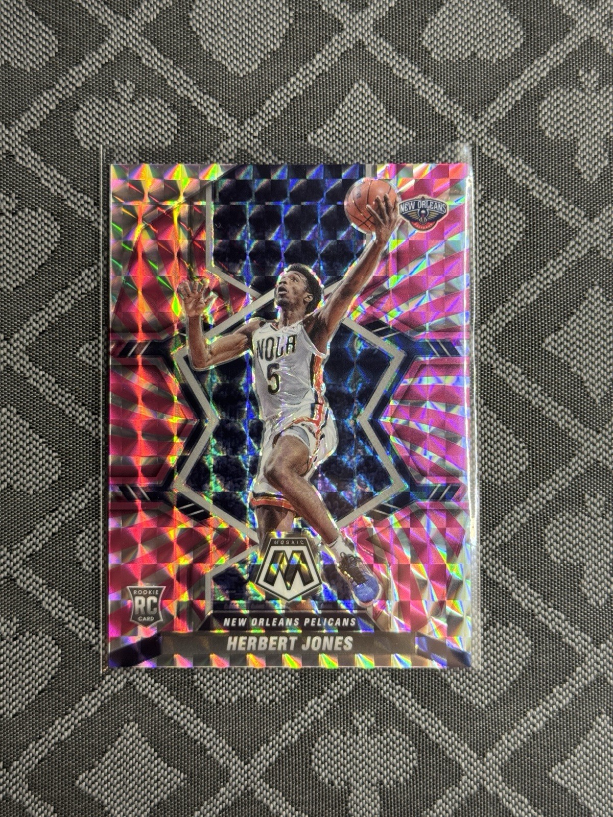 2021-22 Mosaic Basketball Herbert Jones RC Rookie Pink Swirl /11 #231 Prizm