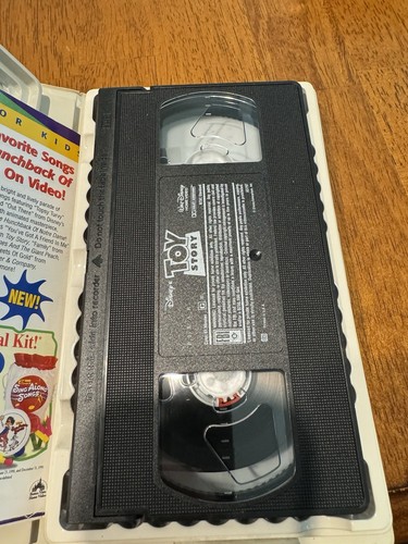 Toy Story VHS Video Tape #6703 Walt Disney Home Video, Pixar, 1996 Collectible - Picture 3 of 3
