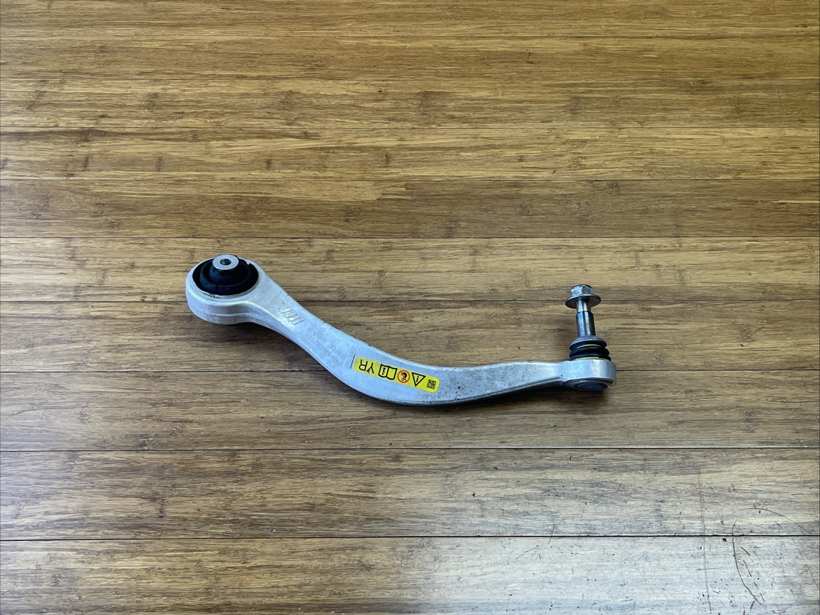 BMW i8 2014-2020 Front Right Lower Control arm