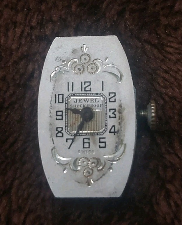 Foto 7 di 12