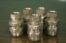 DeVilbiss P-HC-4451 3/8" Swivel Connector x 1/2" Hose Fitting - Reuseable